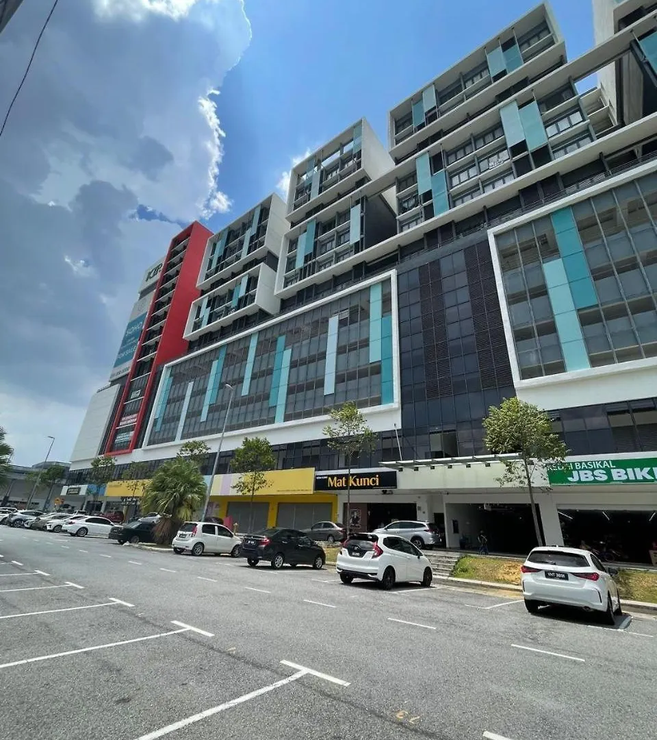 Core Soho Suit Kip Sentral Kotawarisan Family Studio Near Klia & Klia2 0*, Sepang Malaysia